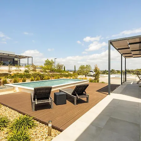 Pestana Valley Nature Village 4* Estômbar