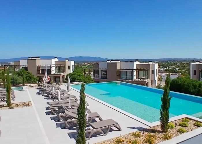 Pestana Valley 4*