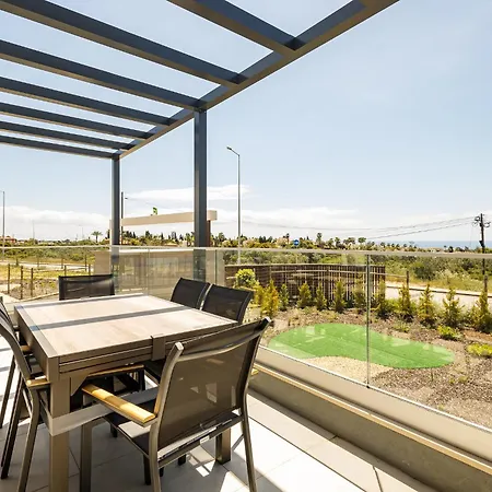 Apart Otel Pestana Valley Nature Village Estômbar