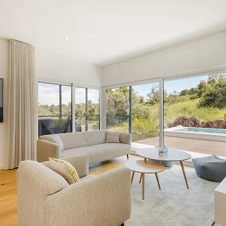 Apart Otel Pestana Valley Nature Village Estômbar